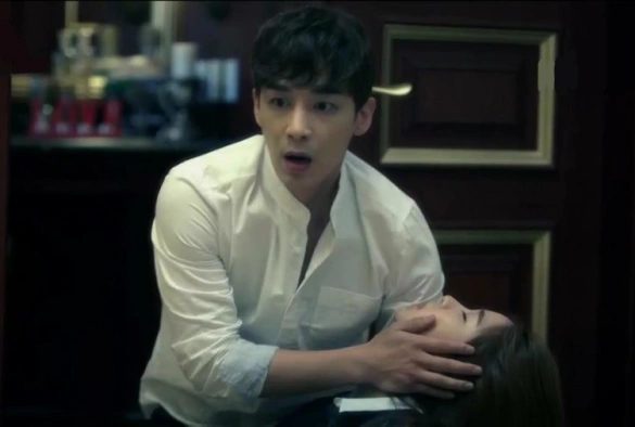 Кадр из дорамы Мой секретный отель / Отель с секретом