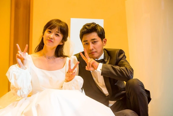 Кадр из дорамы Достойная пара