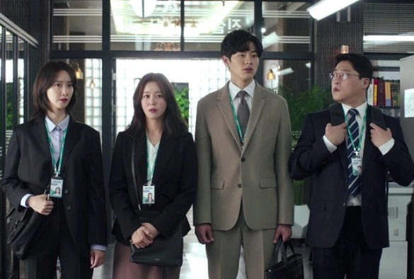 Кадр из дорамы Тише