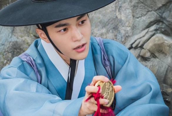 Кадр из дорамы Новый тайный королевский инспектор