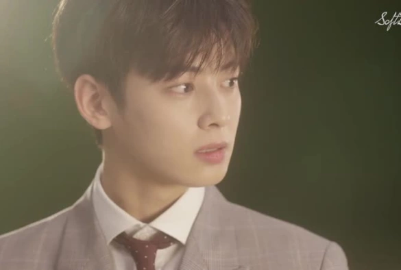 Кадр из дорамы Топ-менеджмент