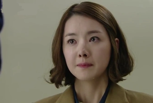 Кадр из дорамы Да она чокнутая!