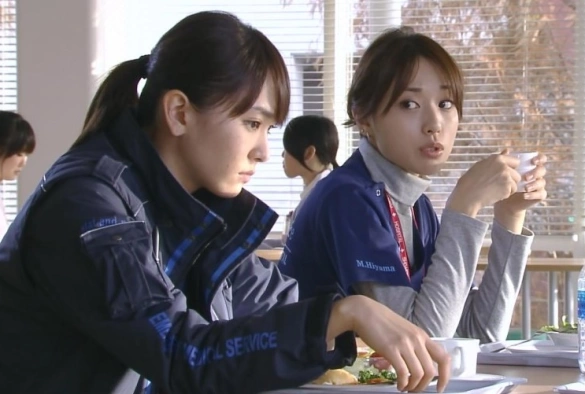 Кадр из дорамы Код «Синий»