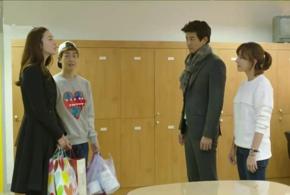 Кадр из дорамы Снова двадцать