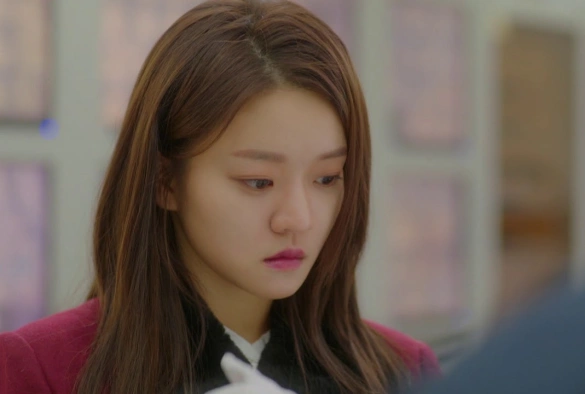 Кадр из дорамы Сияющий офис