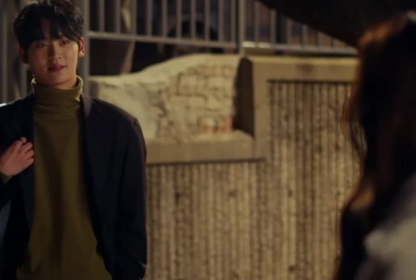 Кадр из дорамы Главный герой моей жизни