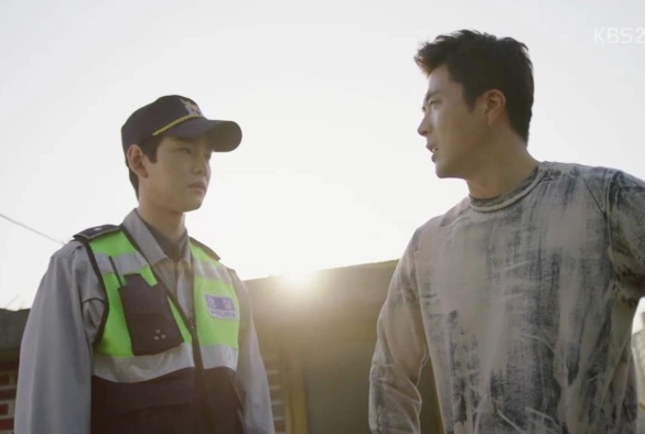 Кадр из дорамы Королева детектива