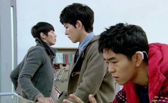 Кадр из дорамы Белое рождество