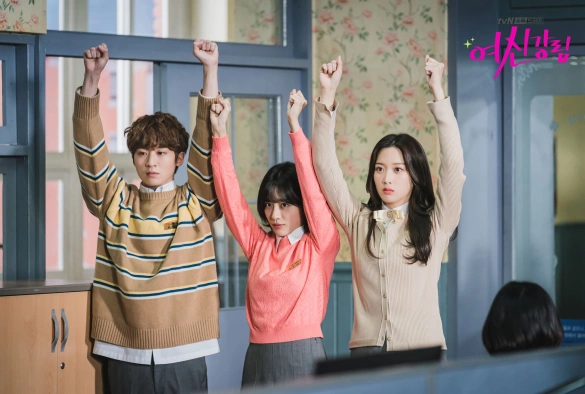 Кадр из дорамы Истинная красота