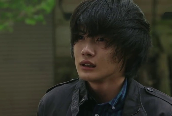 Кадр из дорамы Семейная игра