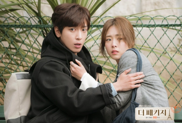 Кадр из дорамы Турпакет