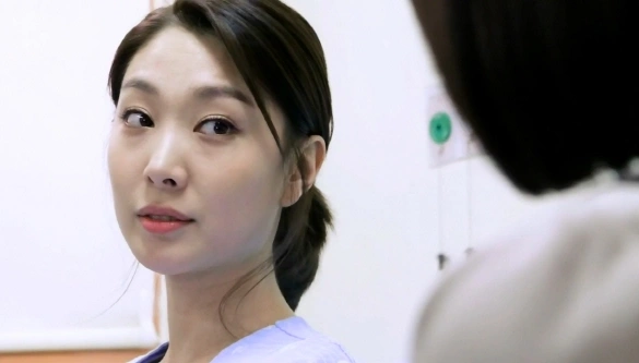 Кадр из дорамы Вампир-прокурор