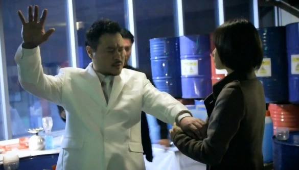 Кадр из дорамы Вампир-прокурор