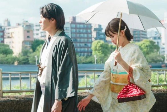 Кадр из дорамы Брак, испорченный чрезмерной опекой молодого мужа