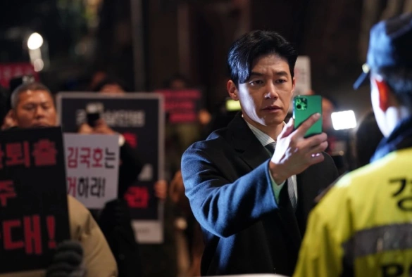 Кадр из дорамы Выхода нет: Рулетка