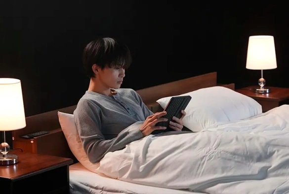 Кадр из дорамы Деловой брак