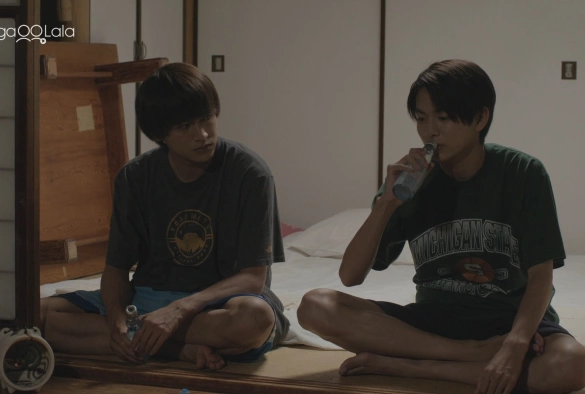 Кадр из дорамы Стёклышки Такары