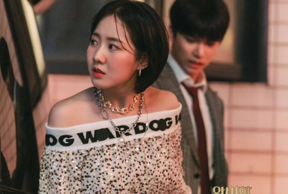 Кадр из дорамы Суть идеального брака