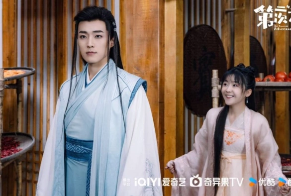 Кадр из дорамы Её фантастические приключения