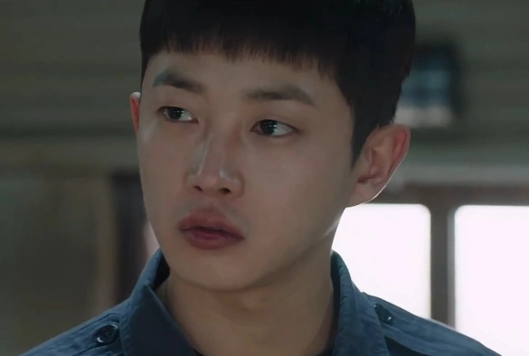 Кадр из дорамы Кровавый роман