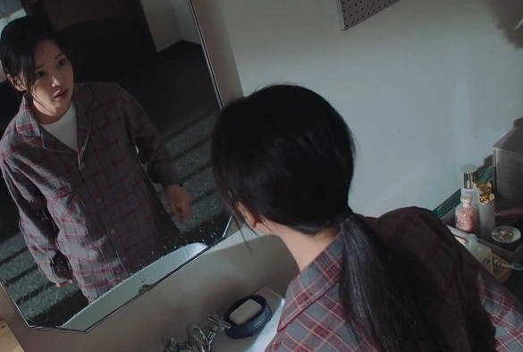 Кадр из дорамы Кровавый роман