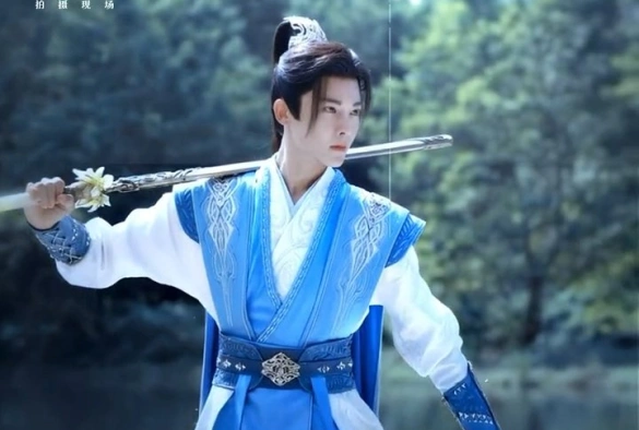 Кадр из дорамы Пьянящий ветер юности