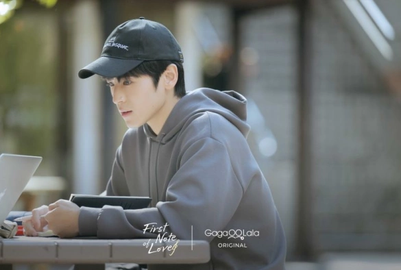 Кадр из дорамы Первая нота любви