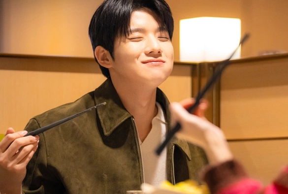 Кадр из дорамы Золушка в два часа ночи