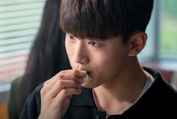 Кадр из дорамы Хрупкие