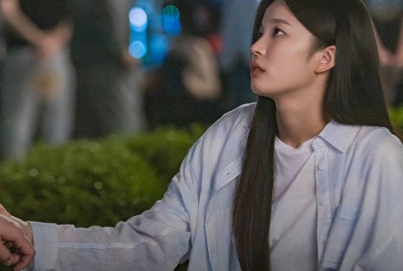 Кадр из дорамы Хрупкие