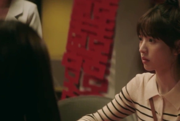 Кадр из дорамы Здесь нет хороших мужчин и женщин