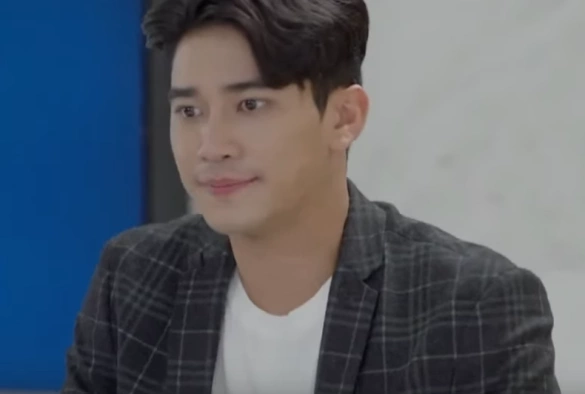 Кадр из дорамы Свет огненной росы