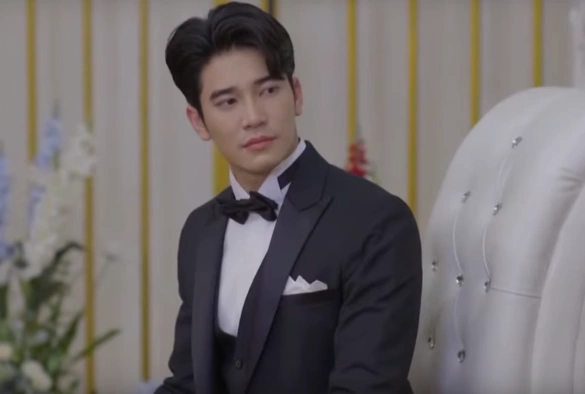 Кадр из дорамы Свет огненной росы