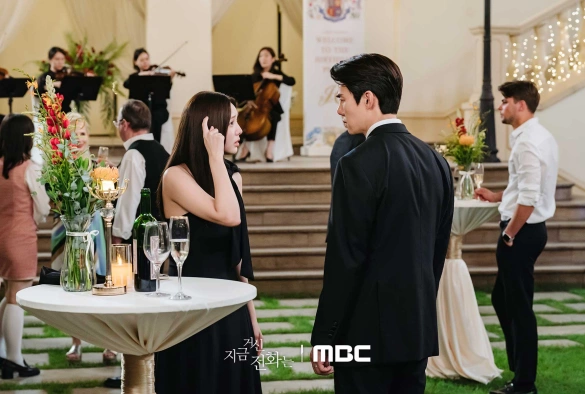 Кадр из дорамы Набранный вами номер