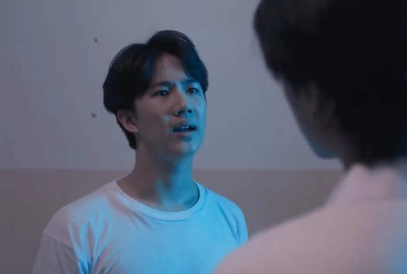 Кадр из дорамы Снова в клетке