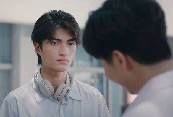 Кадр из дорамы Снова в клетке