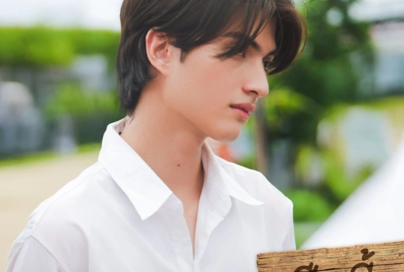 Кадр из дорамы Снова в клетке