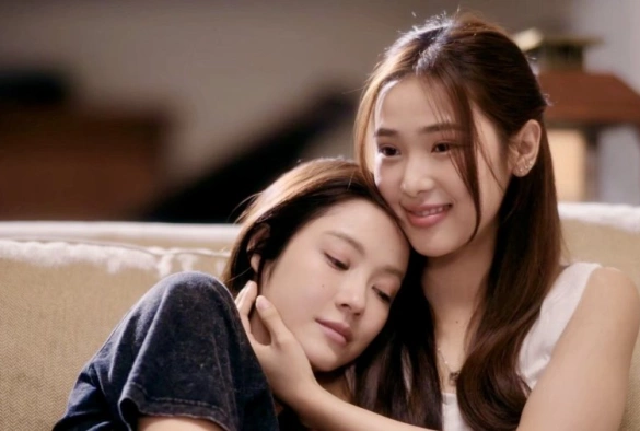 Кадр из дорамы Плутон