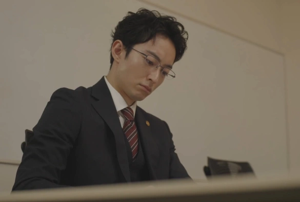 Кадр из дорамы Любовь подобна яду