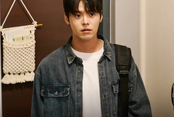 Кадр из дорамы Намиб