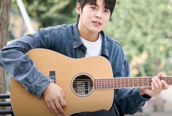 Кадр из дорамы Намиб