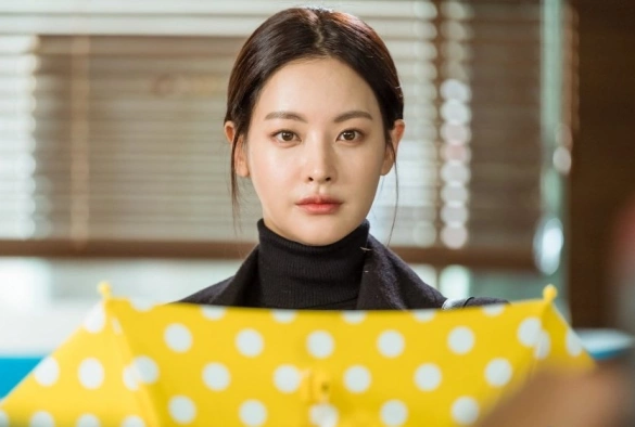 Кадр из дорамы Хваюги