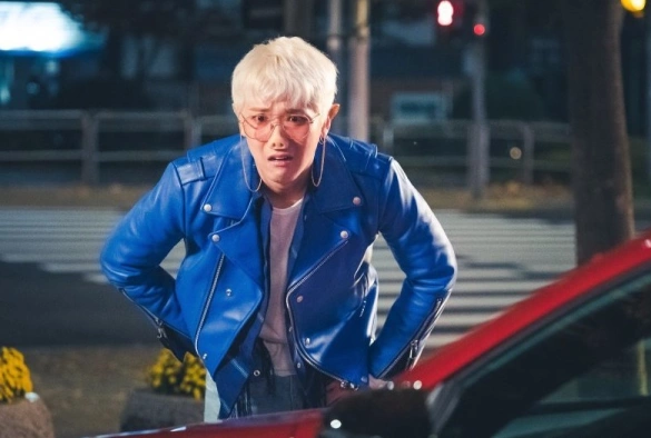 Кадр из дорамы Хваюги