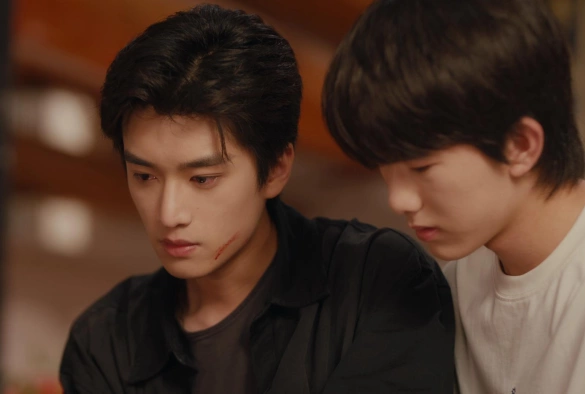 Кадр из дорамы Путь домой