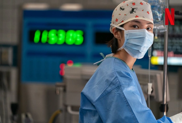 Кадр из дорамы Травматологический центр