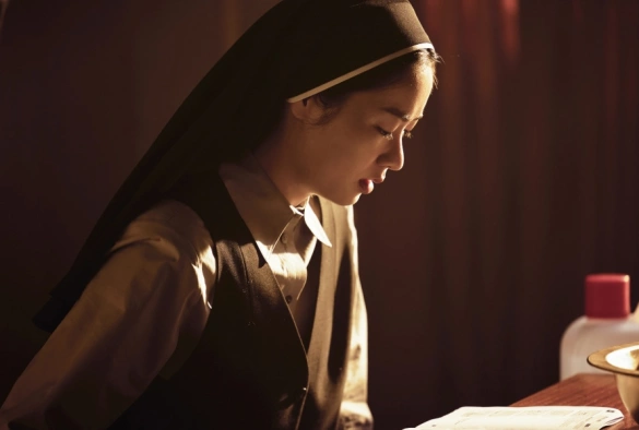 Кадр из дорамы Чёрные монахини