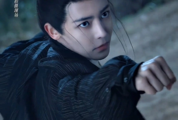 Кадр из дорамы Под властью нелюдей 2 сезон