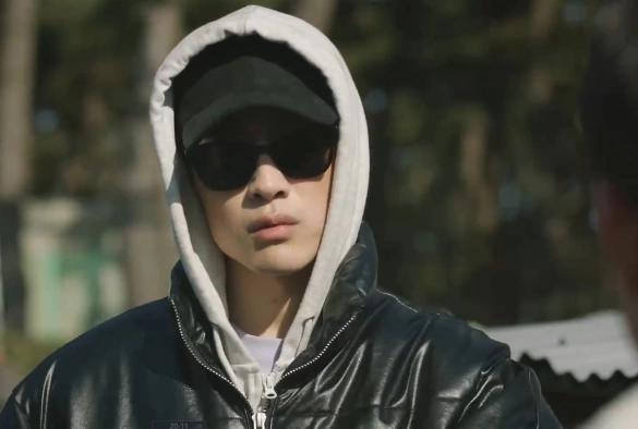 Кадр из дорамы Стирая плохие воспоминания