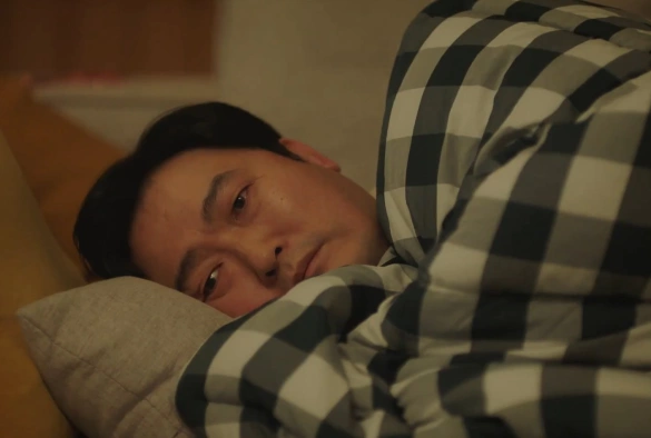 Кадр из дорамы Стирая плохие воспоминания