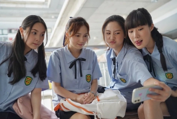 Кадр из дорамы 23,5 градуса наклона Земли